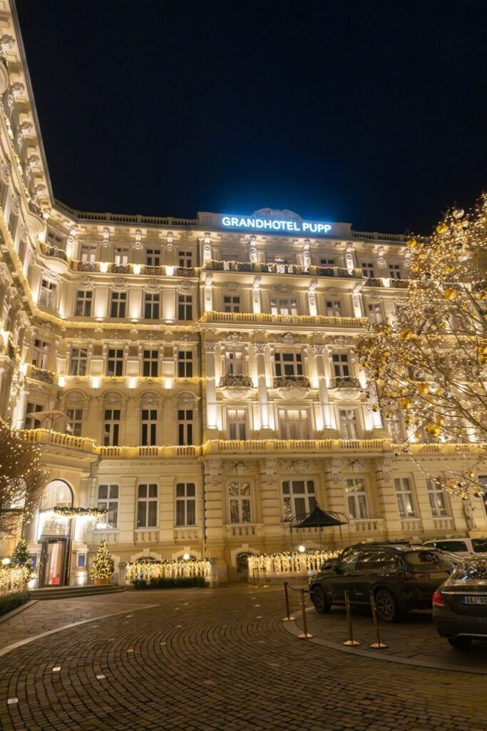 Hotels Hospitality Img